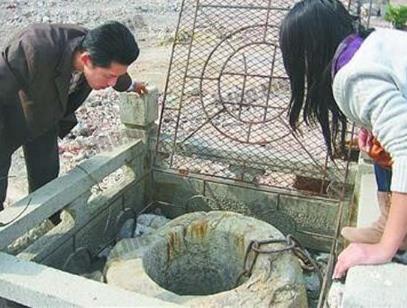 锁龙井事件真实传说:锁龙井的来历,各种版本的传说 锁龙井事件真实传说:锁龙井的来历,各种版本的传说