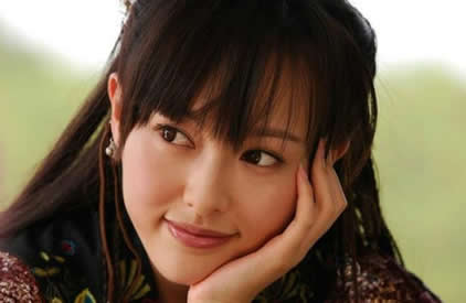 唐嫣未P原图曝光：近距离揭天生丽质的美貌,有颜任性