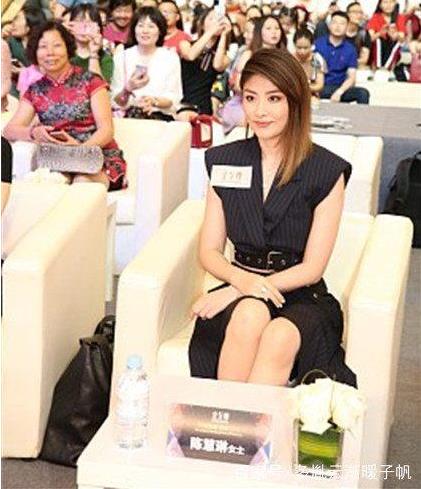 陈慧琳露蛮腰走秀：冻龄美女陈慧琳走秀,陈慧琳容颜不老