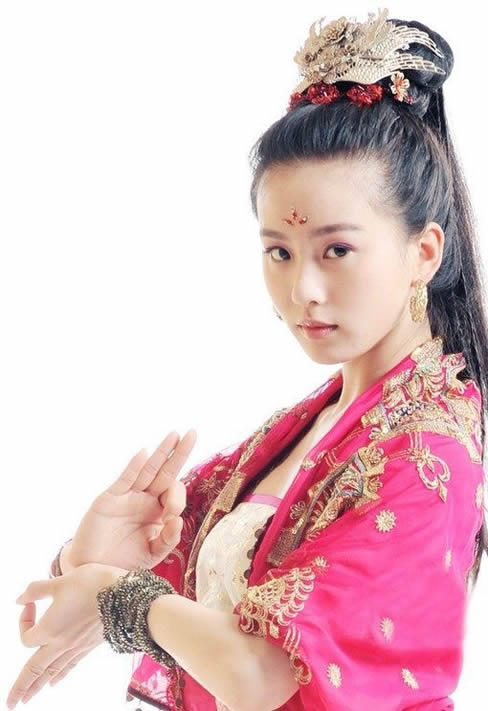 刘诗诗出席活动：红唇甜美笑容迷人,刘诗诗古装照片