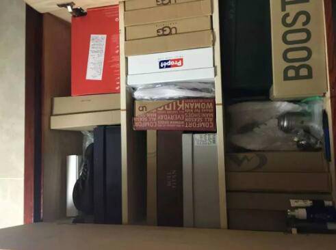 姑娘6年成囤货狂魔:姑娘买买买6年,快递小哥送到麻木 姑娘6年成囤货狂魔:姑娘买买买6年,快递小哥送到麻木