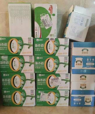 姑娘6年成囤货狂魔:姑娘买买买6年,快递小哥送到麻木 姑娘6年成囤货狂魔:姑娘买买买6年,快递小哥送到麻木