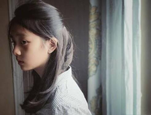 孙莉晒母女三人美照：娘仨的照片超高的颜值