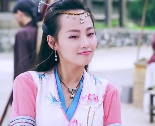 张嘉倪怀二胎气色好：随音乐卖萌有活力,辣妈张嘉倪剧照