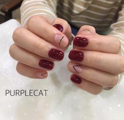 2018美甲图片最新款型：2018美甲流行什么款式,新款式美甲图片