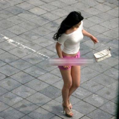 女子洗澡发现被偷拍：洗澡画面被偷拍,如何防止被偷拍