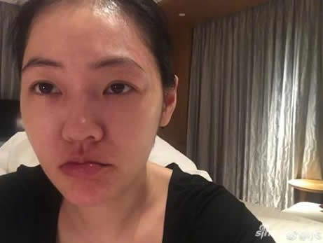 小s深夜晒素颜照:失眠床上假睡2小时,小s年轻时的照片 小s深夜晒素颜照:失眠床上假睡2小时,小s年轻时的照片