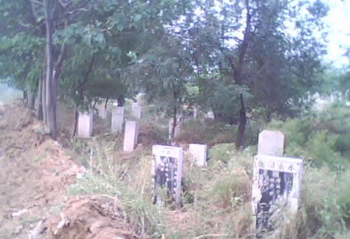 梦见坟墓是什么意思：梦见坟墓预兆什么,梦见不同的坟墓