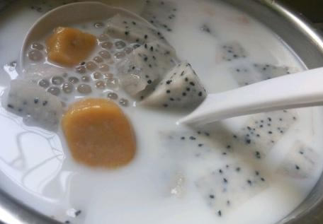 西米是什么：西米简介及做法,大西米和小西米的区别