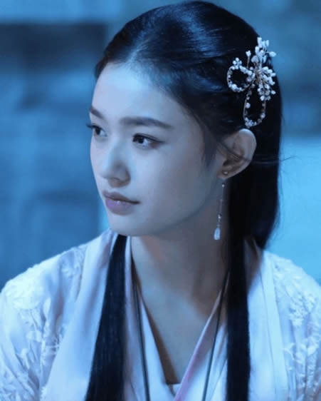 林允化妆被吐槽傻：林允太可爱了,林允资料简介及图片