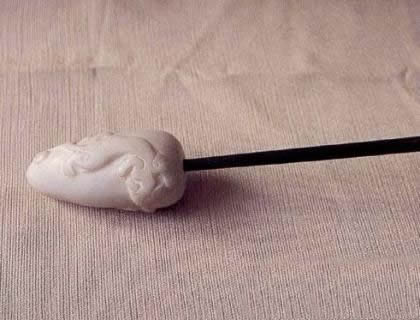 古代女人夫妻生活用品：寡妇的秘宝揭秘（老古董）