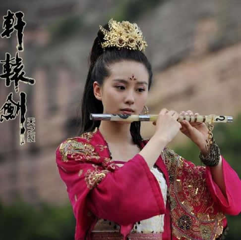 刘诗诗一嫩到底：穿绿裤扎丸子头,刘诗诗的古装照型