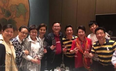 56岁董文华近照曝光：保养容颜未老,董文华年轻照片