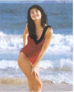 张曼玉个人资料简介：张曼玉早年经历,张曼玉早年间清纯照