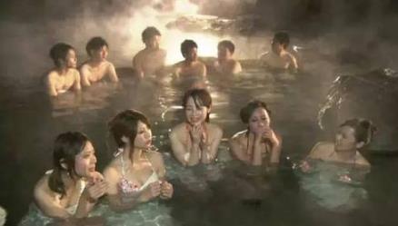 盘点各个国家的奇葩习俗：世界十大奇葩习俗大盘点