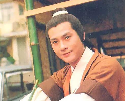 郑少秋妻子近照曝光:官晶华休闲打扮,郑少秋古装图片 郑少秋妻子近照曝光:官晶华休闲打扮,郑少秋古装图片