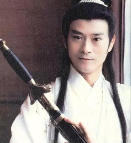 郑少秋妻子近照曝光：官晶华休闲打扮,郑少秋古装图片