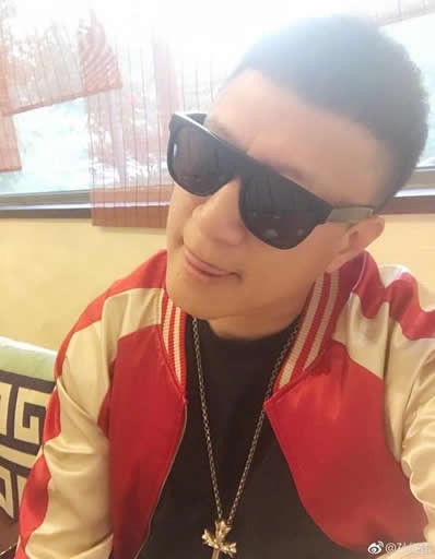 孙红雷带女儿拍戏:一想起就美,孙红雷年轻照片 孙红雷带女儿拍戏:一想起就美,孙红雷年轻照片