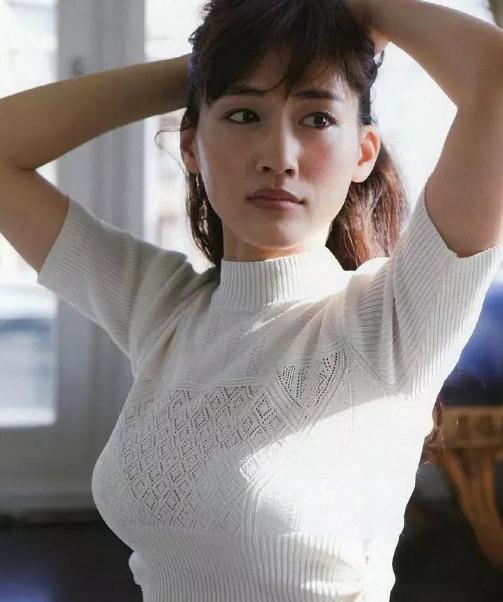 十大最美日本妹：日本女人10大美胸最美盘点