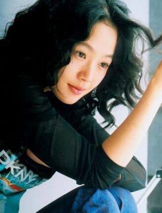 姜文老婆周韵是谁:姜文老婆周韵个人资料图片介绍 姜文老婆周韵是谁:姜文老婆周韵个人资料图片介绍