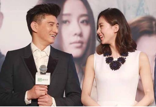 吴奇隆刘诗诗海钓：一起合影收获满满,吴奇隆刘诗诗甜蜜瞬间