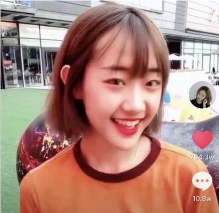 代古拉k简介：代古拉k是富二代吗,代古拉k家庭背景介绍