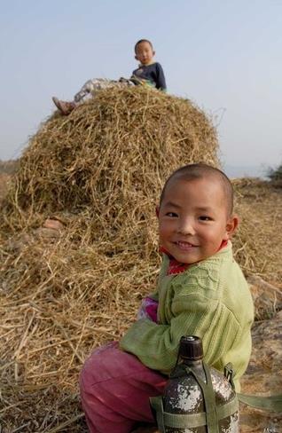 农村八零后的童年回忆图片：80后农村孩子的童年