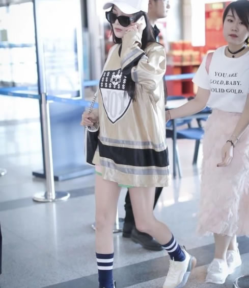 张馨予玩下衣失踪:张馨予资料图片,张馨予古装剧照 张馨予玩下衣失踪:张馨予资料图片,张馨予古装剧照