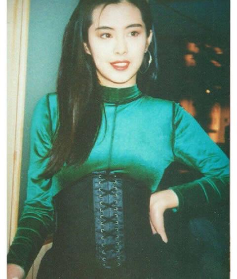 网友晒与王祖贤合影旧照 女神美得惊心动魄（图）