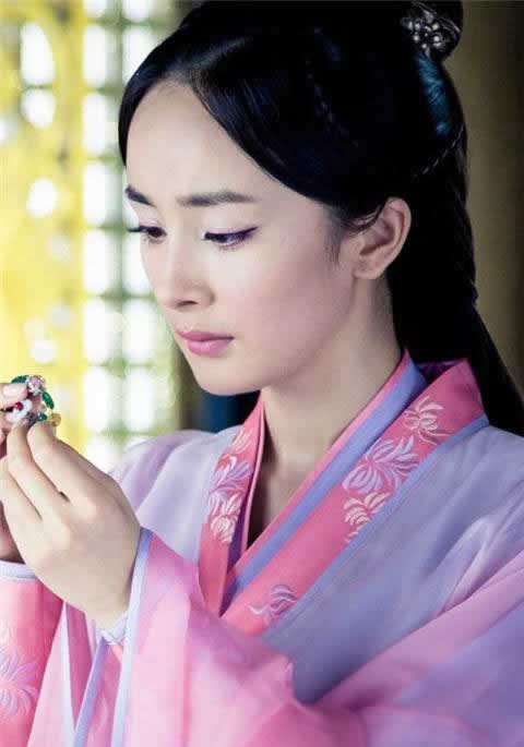 杨幂为什么从不参加别人婚礼（图）