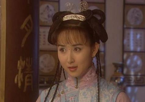 胡静买名表送婆婆：婆媳相处关系好,胡静古装照气质优雅