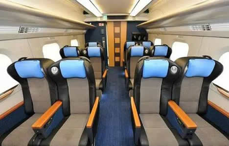 动车上没有安全带：高速动车组上为什么没有安全带