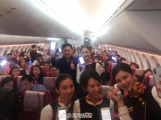 飞机上可以玩手机:在哪些航班,应该如何使用 飞机上可以玩手机:在哪些航班,应该如何使用