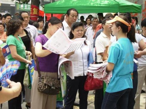 直击高考第一天：2018河南高考作文新鲜出炉（图）