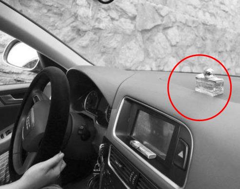 车里七种物品成炸弹：炎热夏季车内禁放七大物品（图）