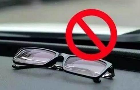 车里七种物品成炸弹：炎热夏季车内禁放七大物品（图）