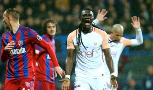 恒大上港哄抢欧冠神人 一逆天成就连梅西C罗都仰望(图) 恒大上港哄抢欧冠神人 一逆天成就连梅西C罗都仰望(图)