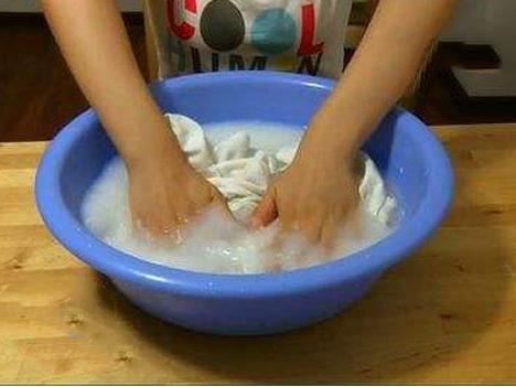 3大秒法去除白色衣服腋下位置汗渍(图) 3大秒法去除白色衣服腋下位置汗渍(图)