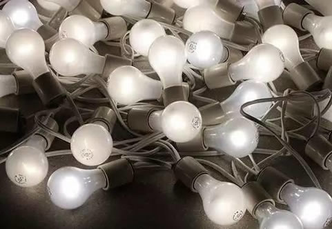 房间里只靠一杯水就能下降十度!这方法不可思议!