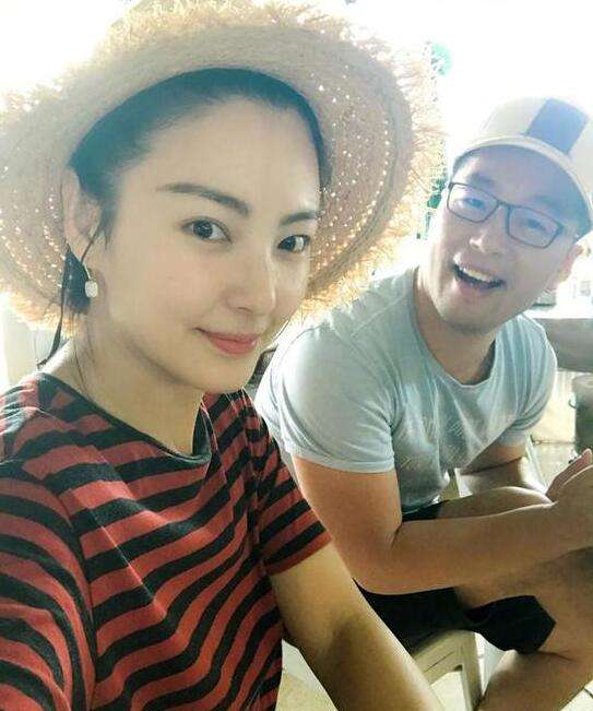 张雨绮老公生活照:认识十天相恋七十天闪婚,神秘老公照片 张雨绮老公生活照:认识十天相恋七十天闪婚,神秘老公照片