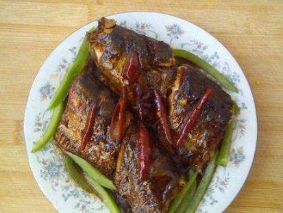 鲫鱼的做法:鲫鱼的家常做法,经典鲜美味道10种做法 鲫鱼的做法:鲫鱼的家常做法,经典鲜美味道10种做法