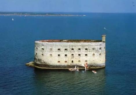 世界上最牛监狱越狱：半个世纪才建成,可自由出入无人越狱