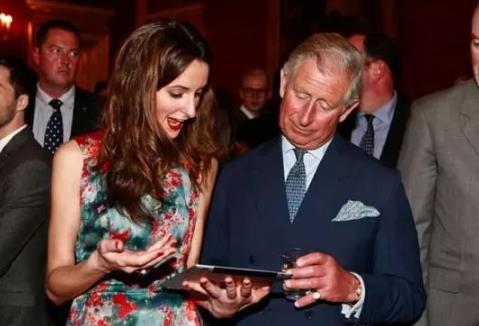 世界第一脱衣舞娘美照:她不色情,只是性感到了极致 世界第一脱衣舞娘美照:她不色情,只是性感到了极致