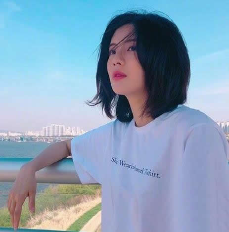 2018流行发型女中短发：10款人气中短发发型图片