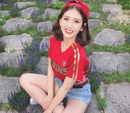 2018流行发型女中短发：10款人气中短发发型图片