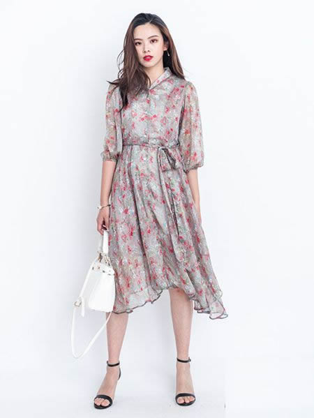 夏季穿什么连衣裙好看职场:夏季职场穿搭示范欣赏 夏季穿什么连衣裙好看职场:夏季职场穿搭示范欣赏