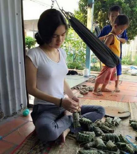 第一次与女友到饭馆吃饭