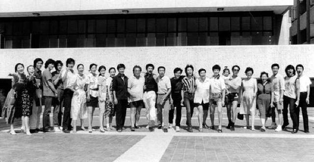 北影表演系毕业照:北影表演系历届毕业照(难得一见) 北影表演系毕业照:北影表演系历届毕业照(难得一见)