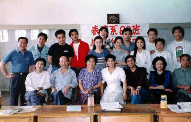 北影表演系毕业照：北影表演系历届毕业照（难得一见）