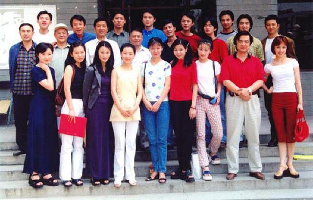 北影表演系毕业照：北影表演系历届毕业照（难得一见）